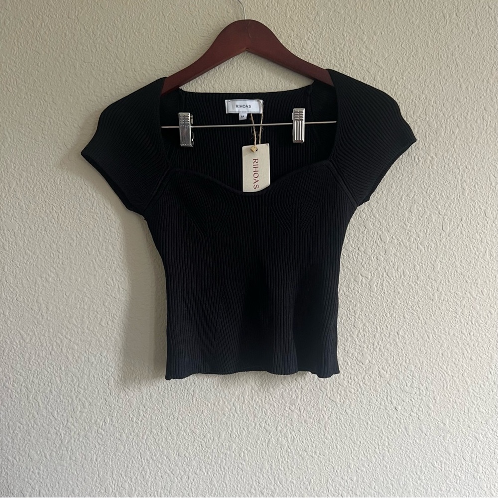NWT RIHOAS Crop Top